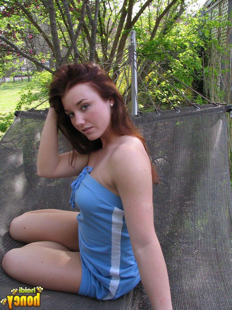 20P Pictures of teen girl Heidi showing off her hotness