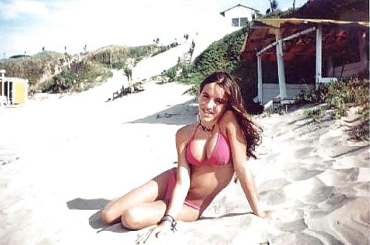 25P Beach Girls 4