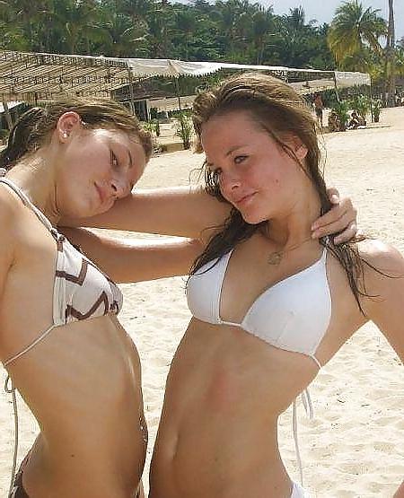 25P Beach Girls 4