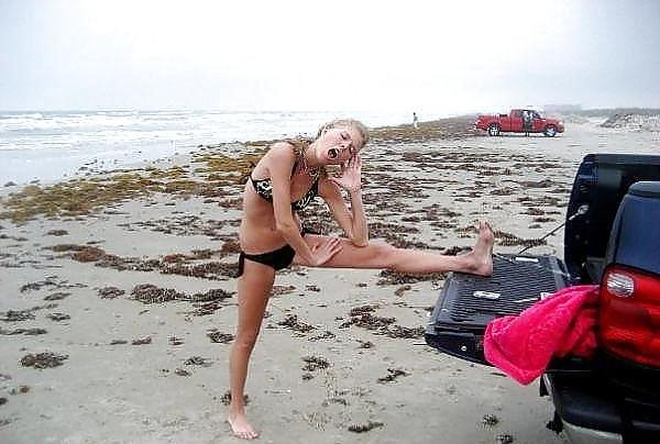 25P Beach Girls 6