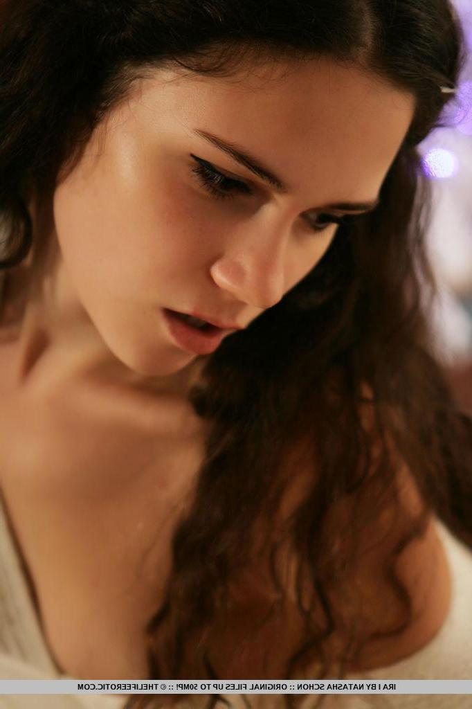 16P Brunette girl Ira gives herself to you for christmas