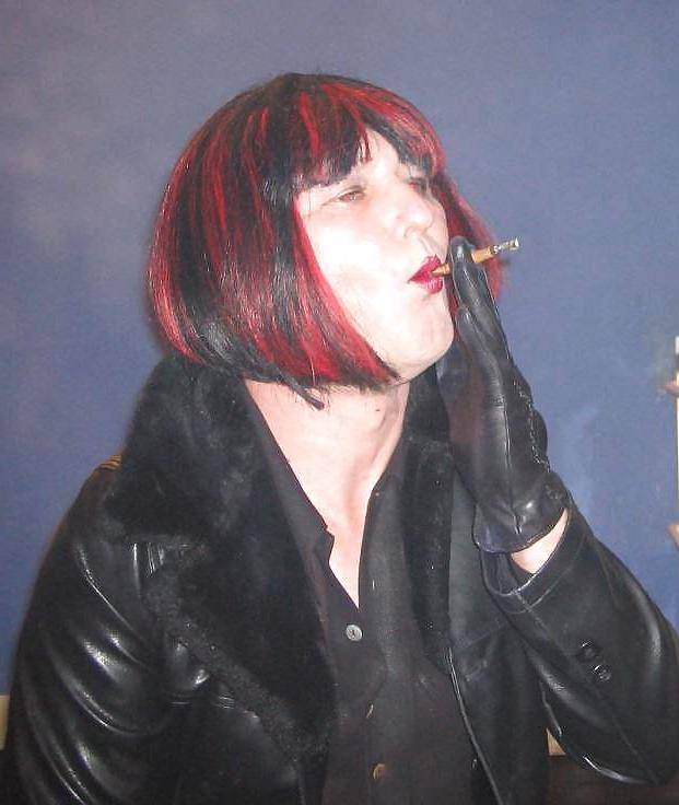 25P Patsy Damsel leather smoke slut
