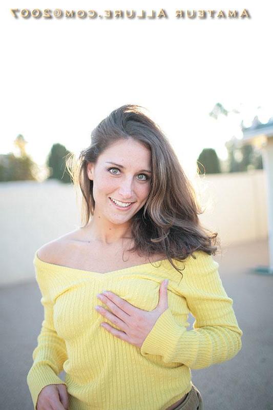 15P Girl next door Jennifer gets a huge cum facial