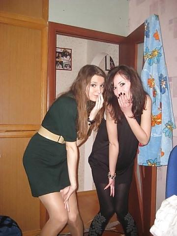 25P Nylon - upskirt - leg 5