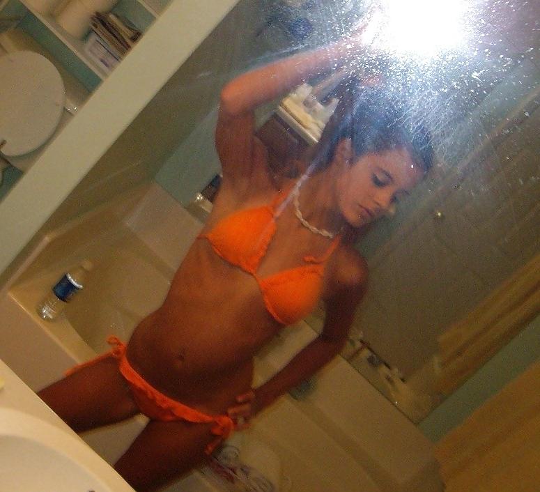 19P My Beach Bum College Girl