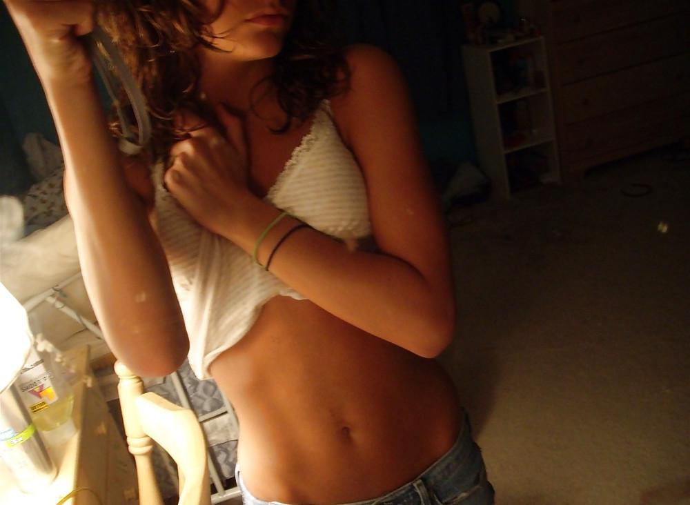 19P My Beach Bum College Girl