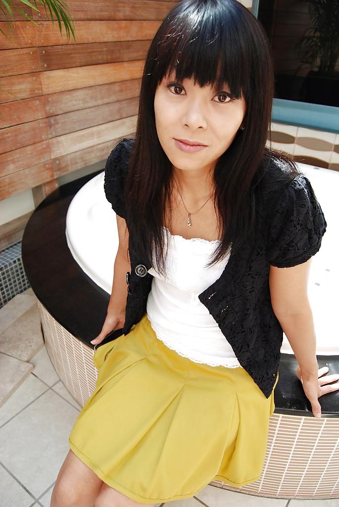 16P Decent Asian milf in skirt Yumiko Takase desires to get naked