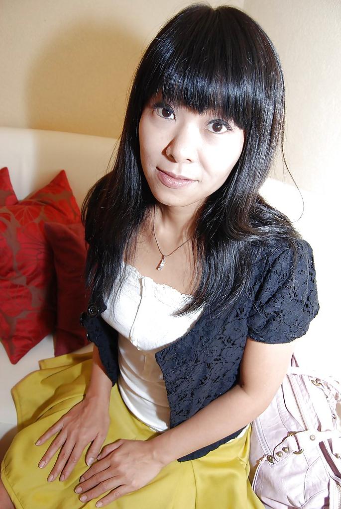 16P Strong Asian milf Yumiko Takase is masturbating with slut's grace