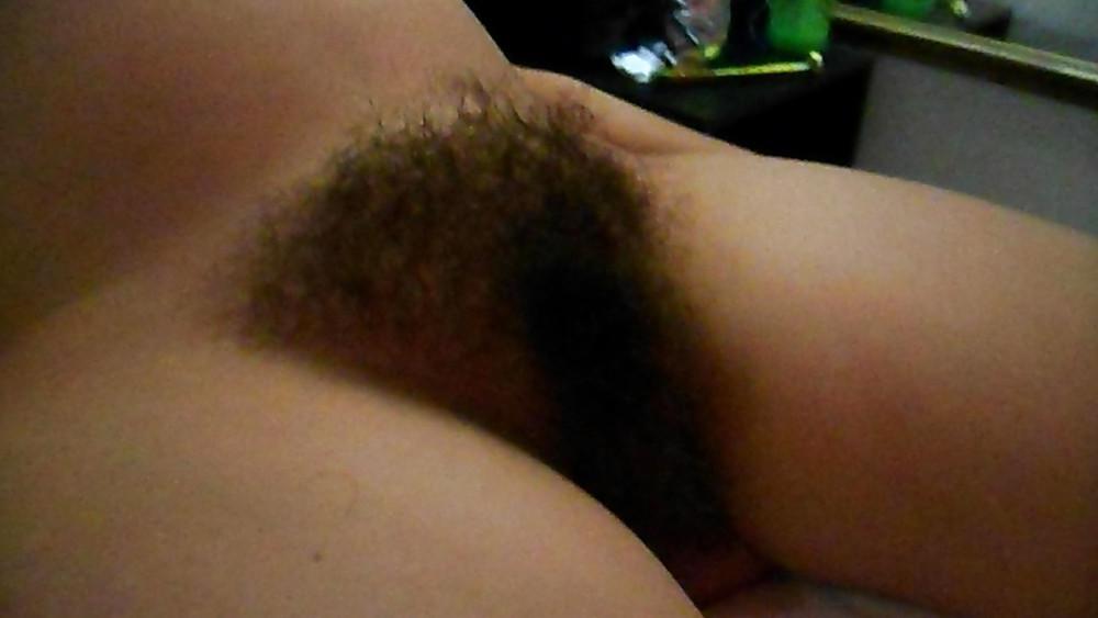 25P Wife Pregnant Hairy pussy