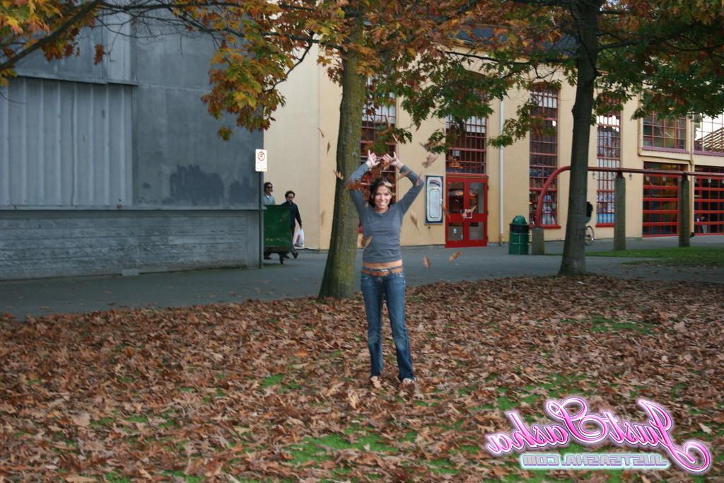 20P Pictures of Just Sasha teasing and flashing outside