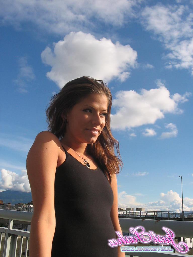 20P Pictures of teen star Just Sasha flashing on a bridge