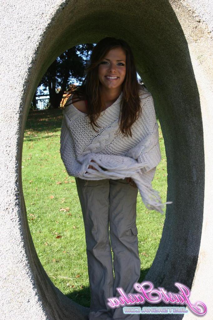 20P Pictures of Just Sasha flashing her tits outside