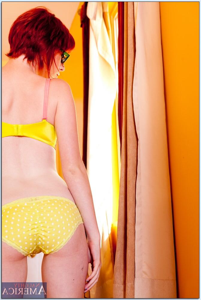 16P Redhead coed in glasses Zoey Nixon stripping off her clothes