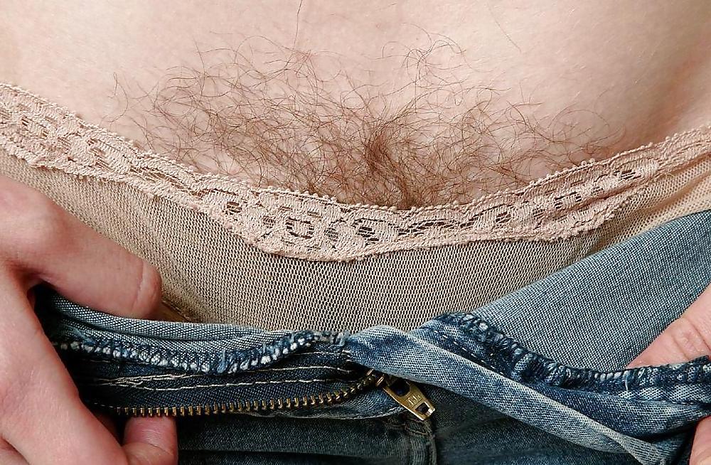 25P REDHEAD, HAIRY AND SOOO HORNY