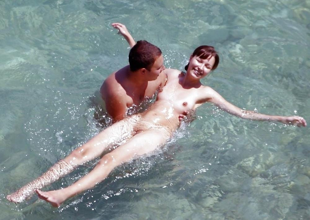 25P Nudist Beach Fun