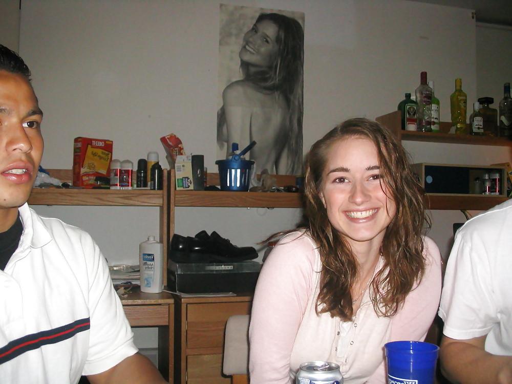 25P Some Amateur College Girl