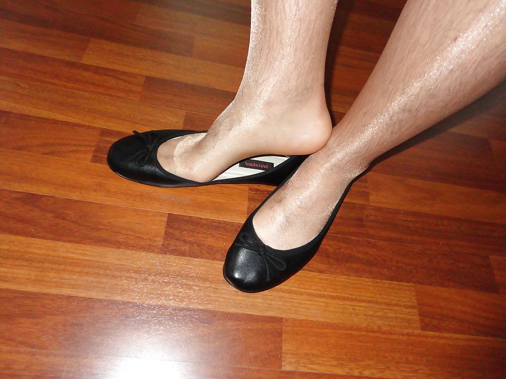 7P Me...nylons and ballerinas
