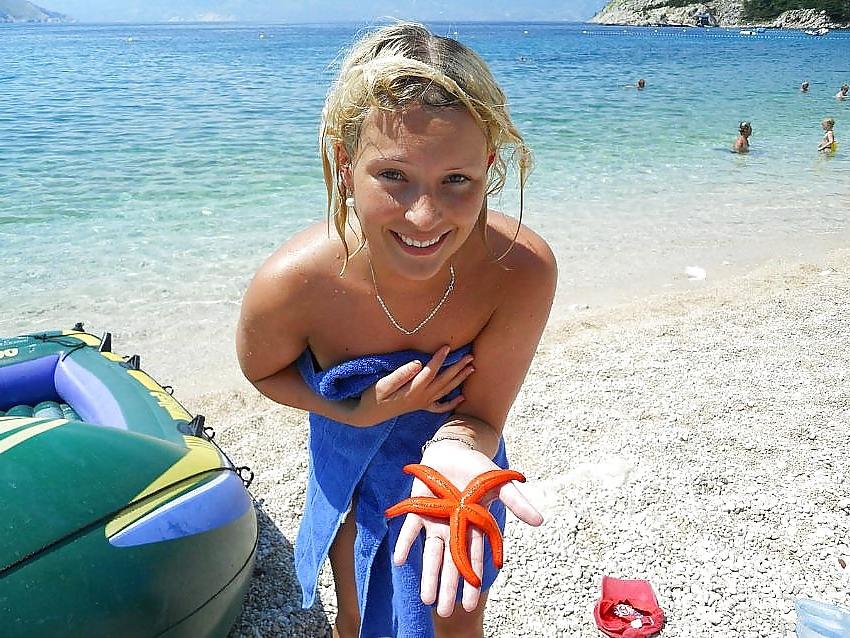25P Beach Girls 9