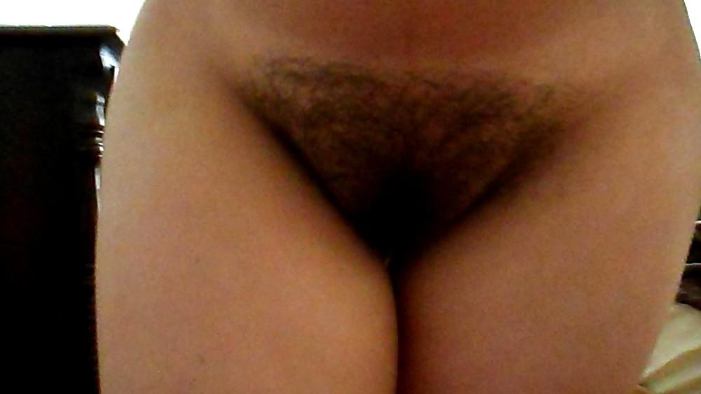 9P Wife hairy pussy Walk
