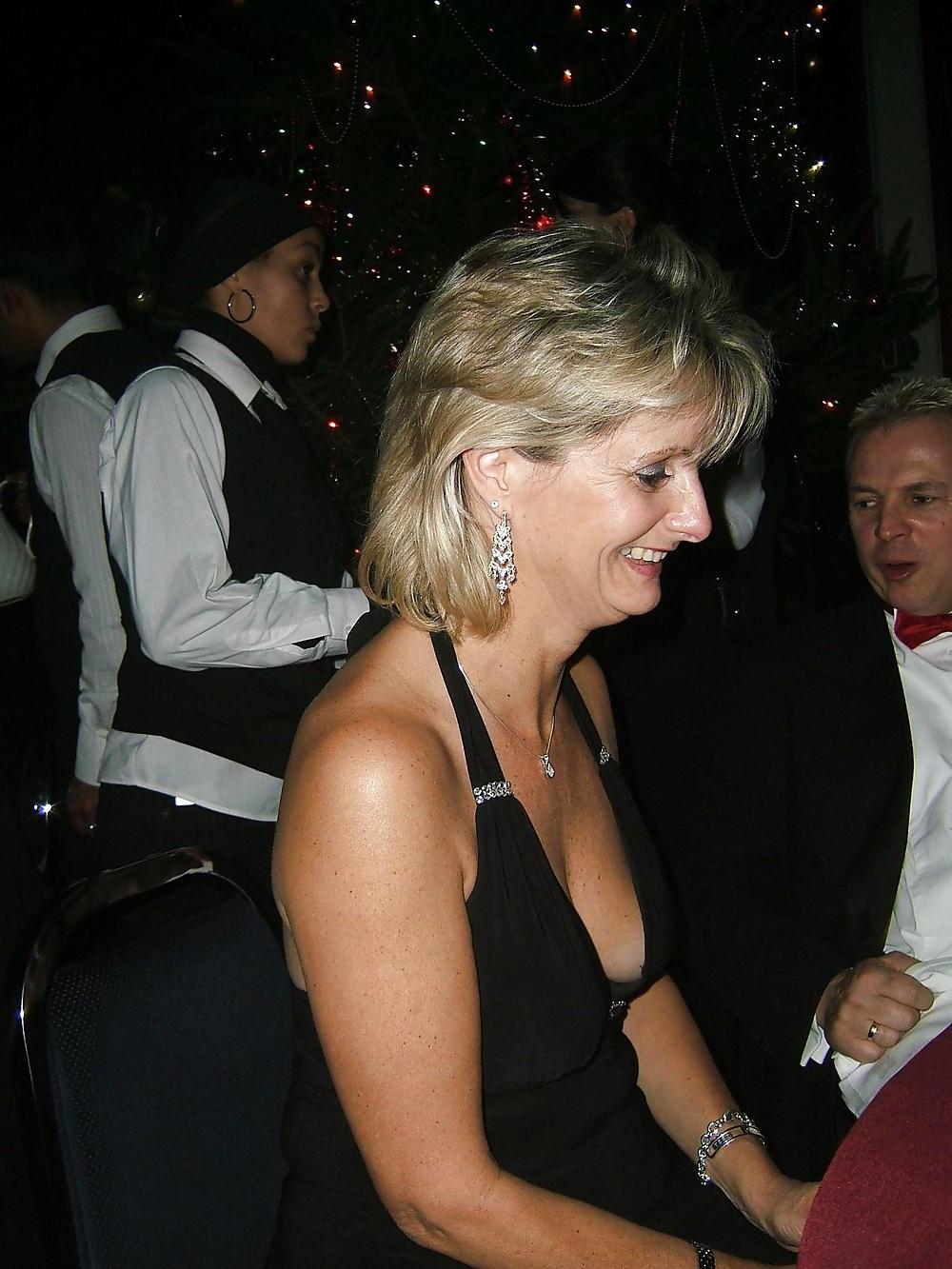 25P Hot mature Woman