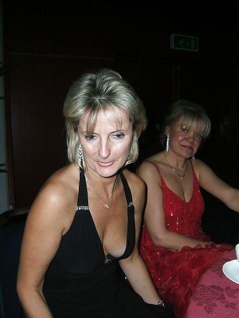 25P Hot mature Woman