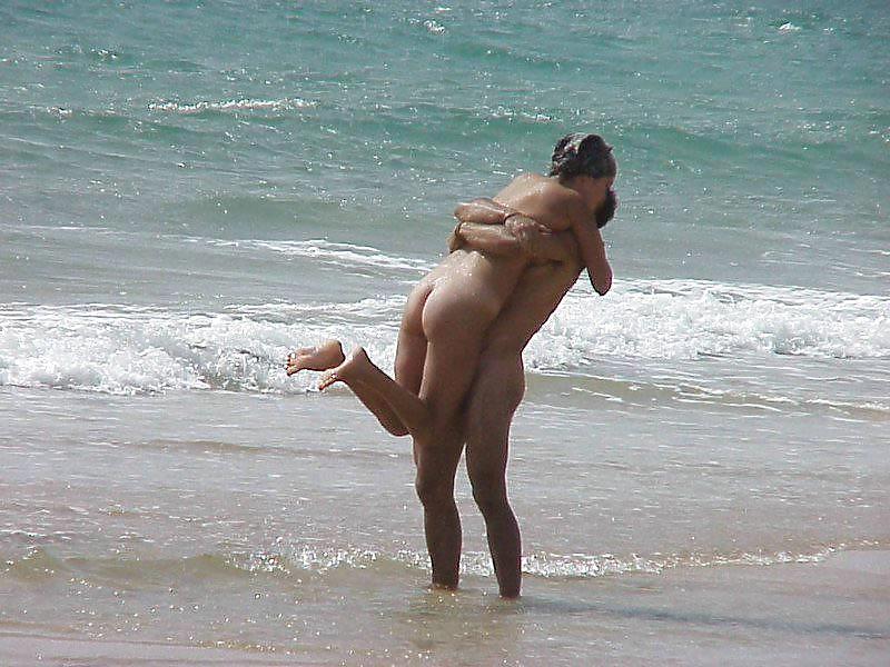 25P Nudist Beach Teens