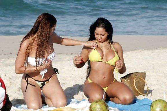 25P Best beach! pt.2