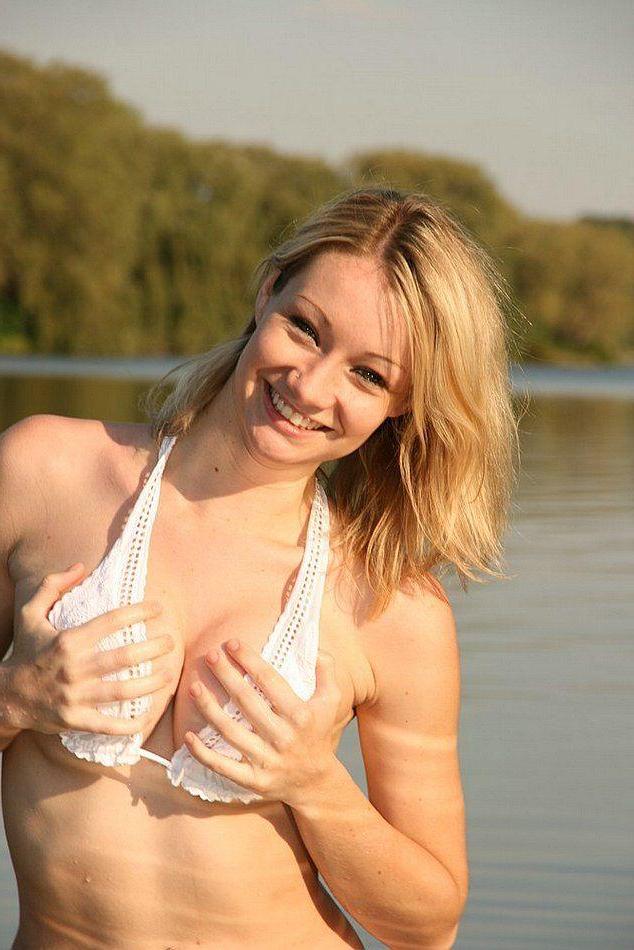15P Pictures of Kaylee Rain flashing in a lake