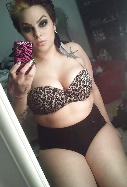 25P Big Tit Woman Mix