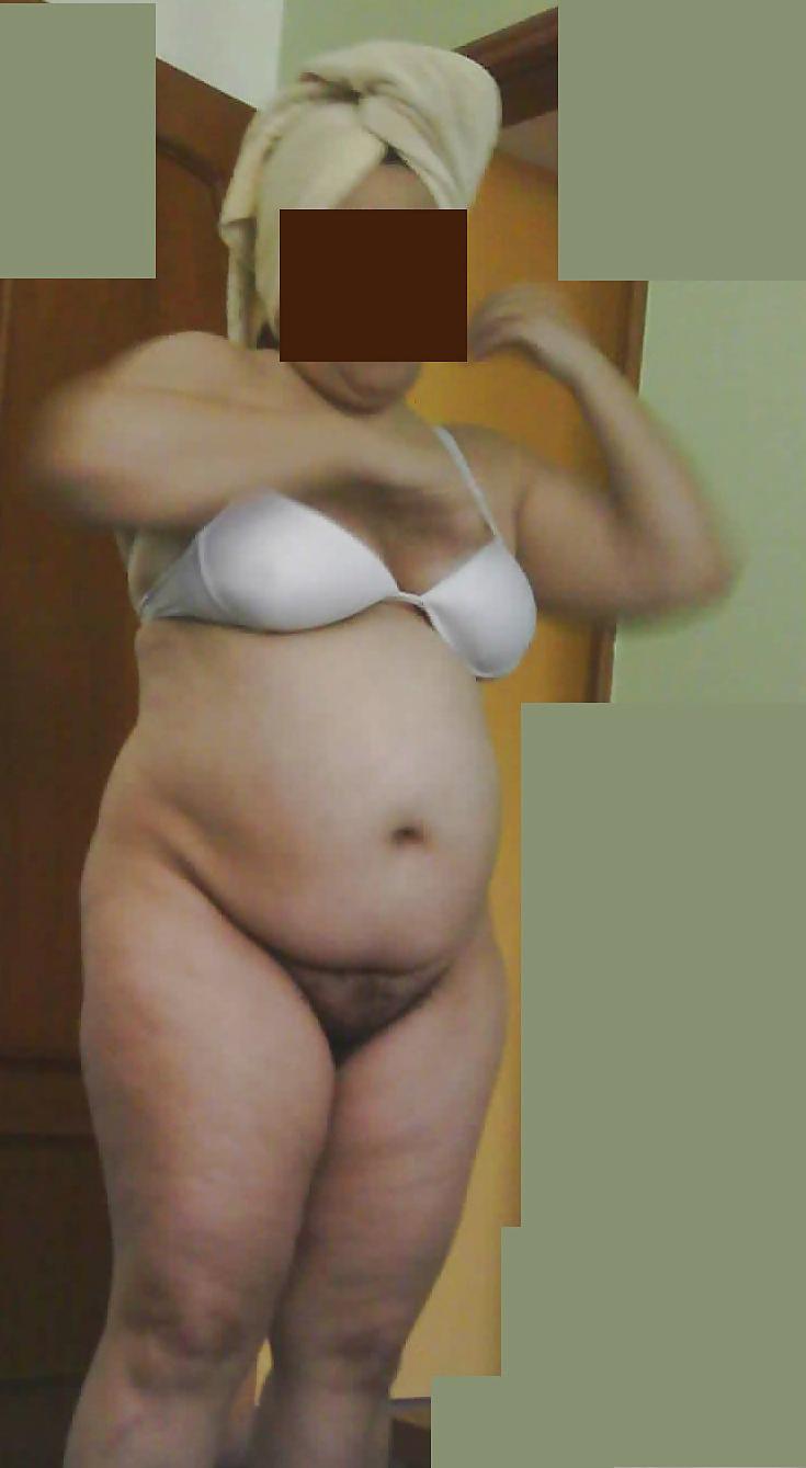 25P Chubby woman