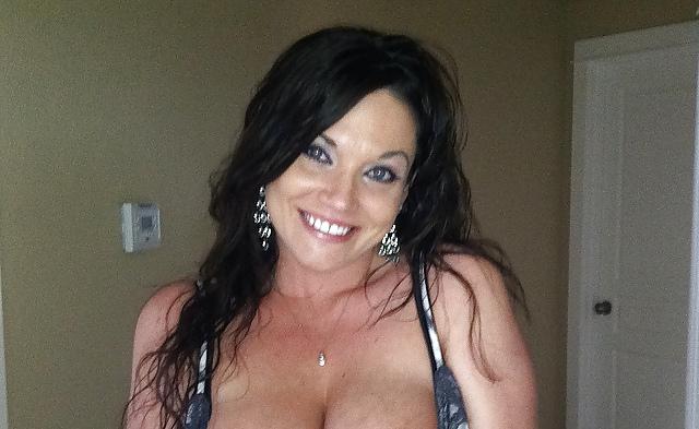 17P Sexy, Secret, Sharon