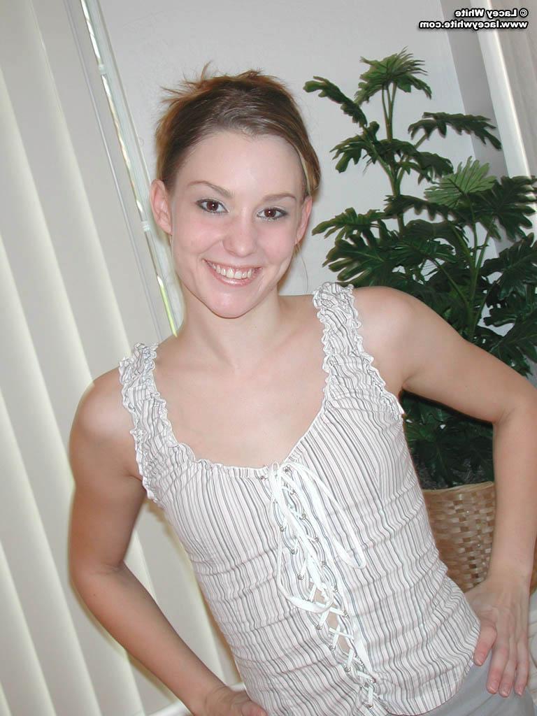 20P Pictures of Lacey White flashing her tits