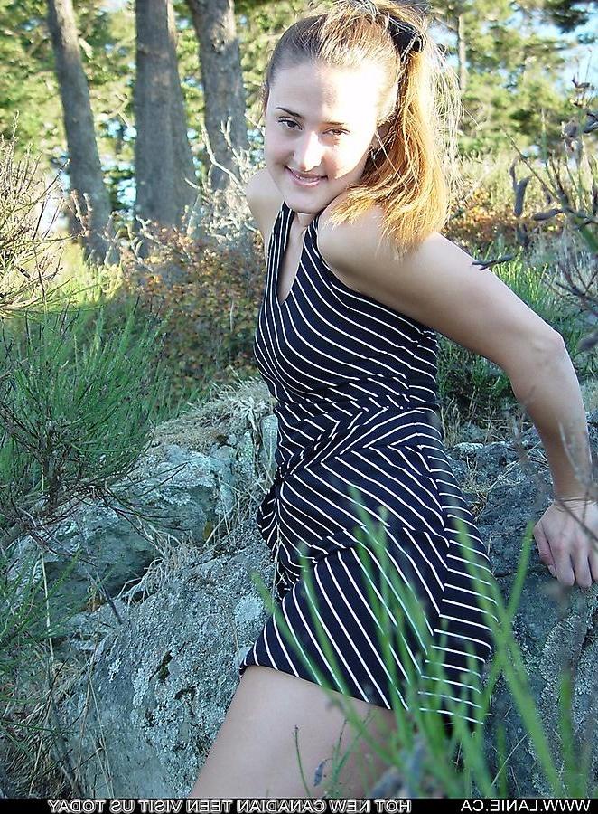 20P Pictures of Lanie.ca flashing you outside