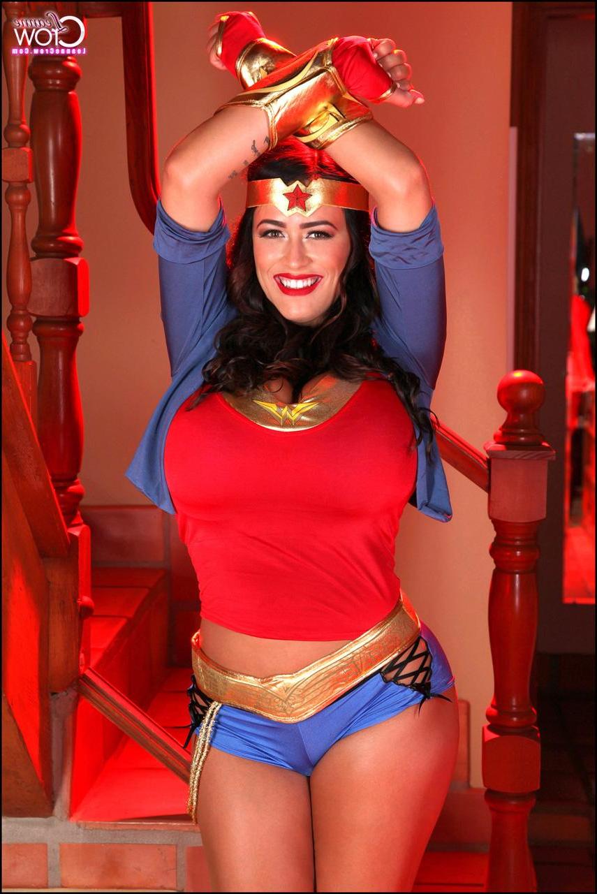 15P Leanne Crow dresses up as a busty Wonder Woman
