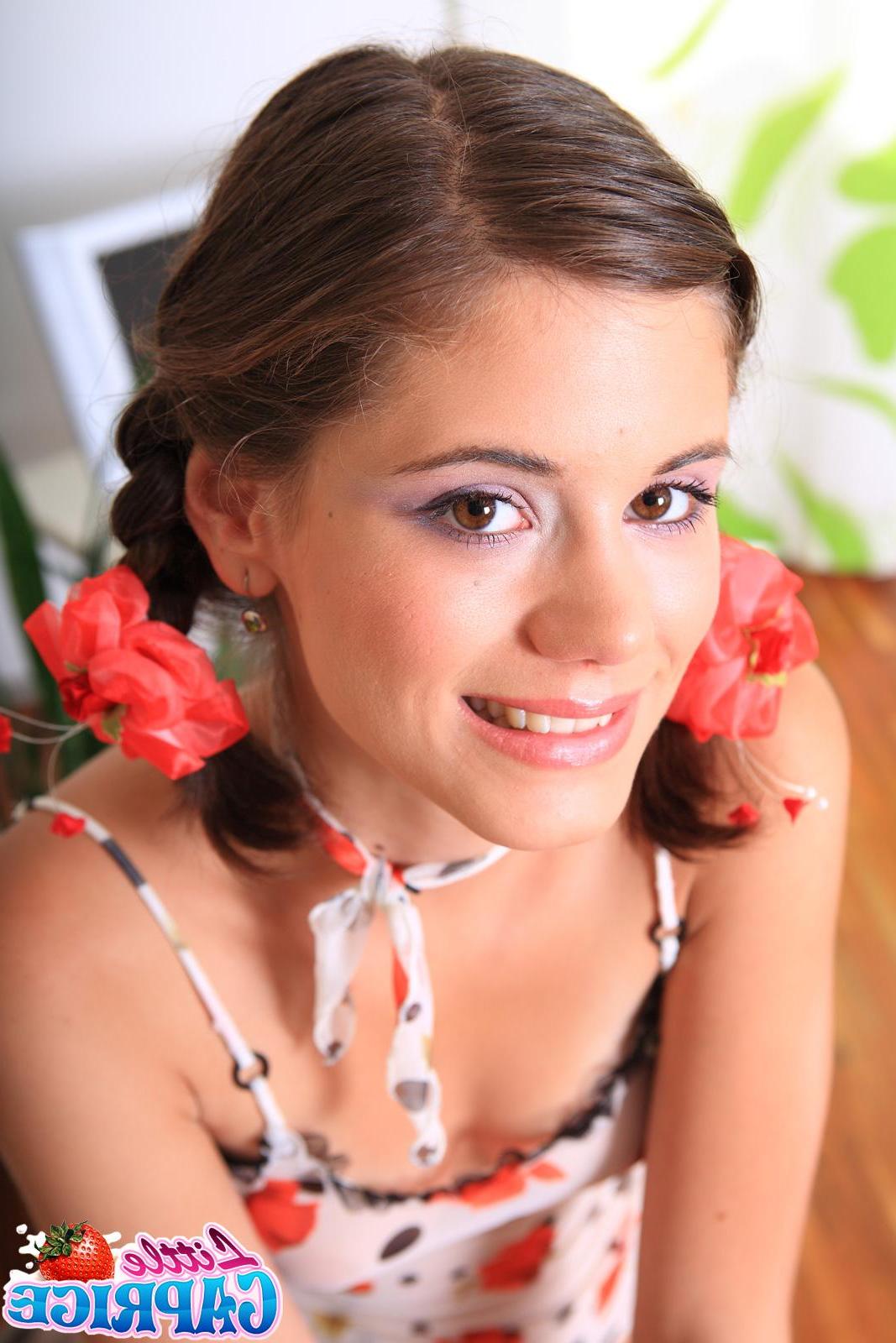 20P Pictures of Little Caprice spreading her legs for you