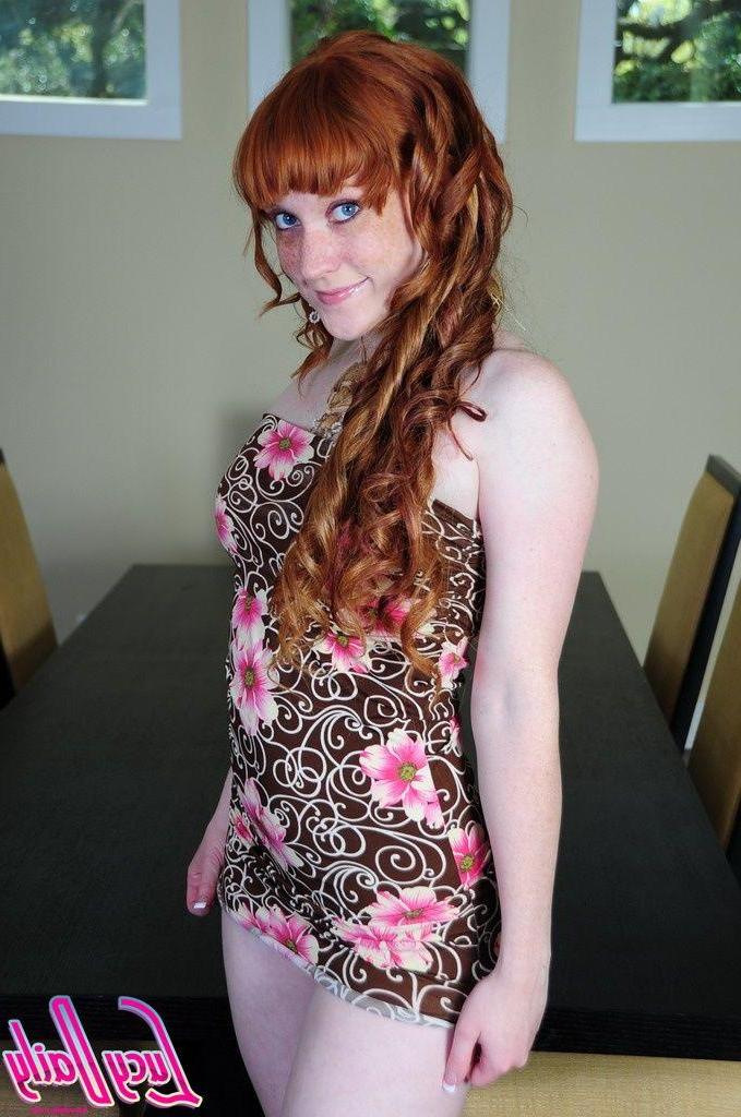 20P Pictures of Lucy Daily spreading her legs for your cock