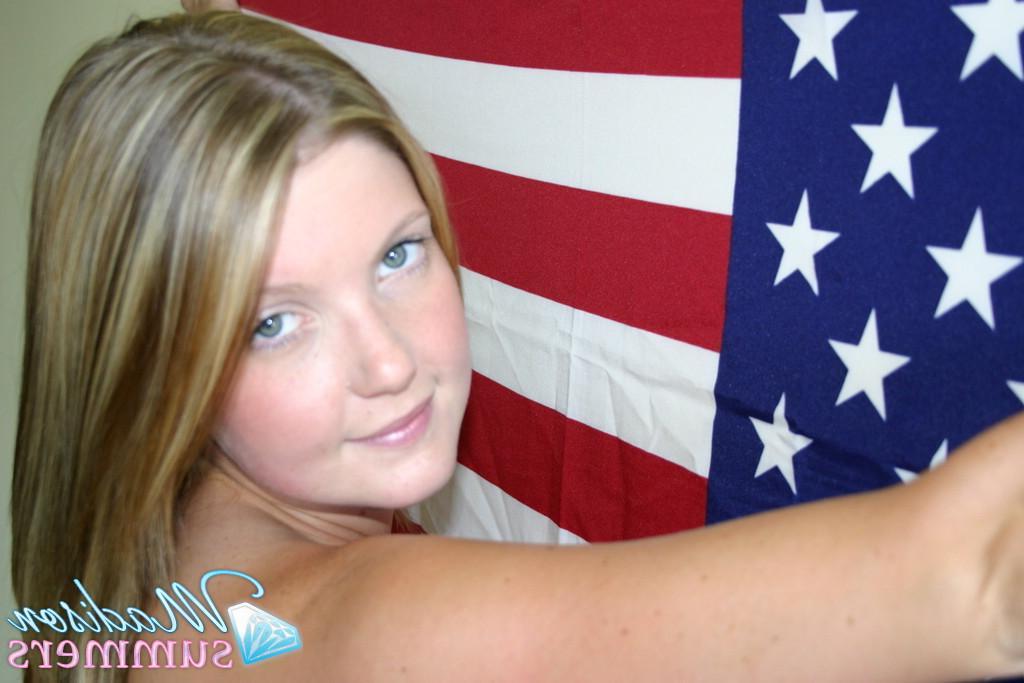 20P Pictures of teen girl Madison Summers having some fun this 4th of July