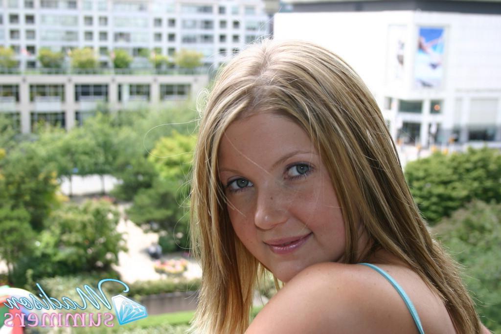 20P Pictures of Madison Summers teasing your cock in the back yard
