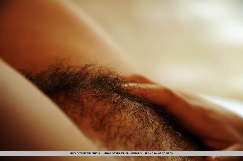 16P Brunette model Matilde plays with her hairy pussy