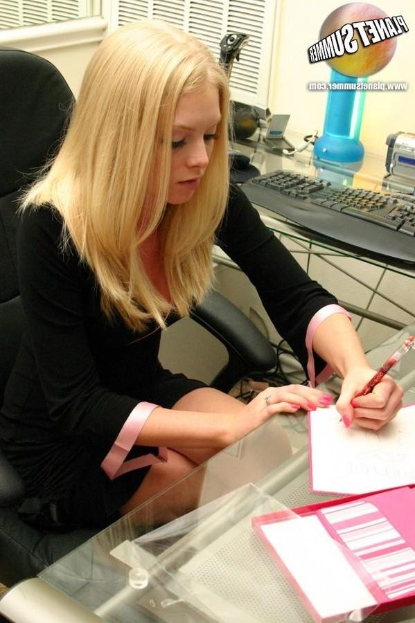 20P Pictures of Planet Summer as your sexy secretary