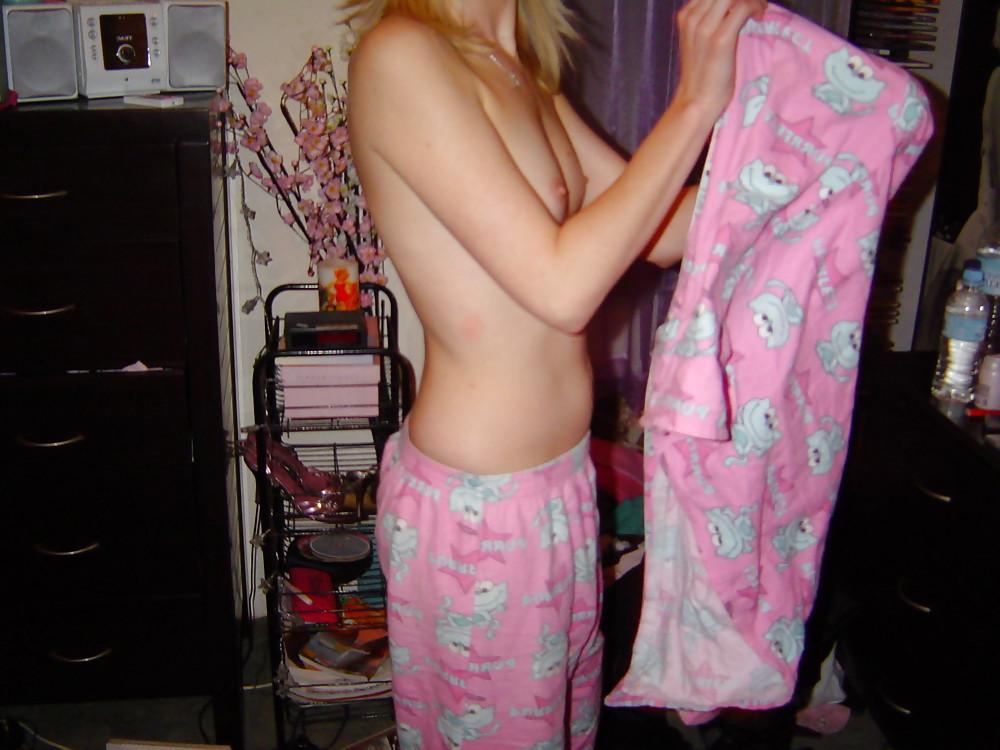 13P Blode College Girl From, SmutDates