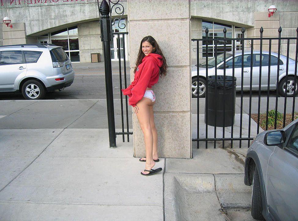 15P Pictures of teen Pretty Marie flashing at a football stadium