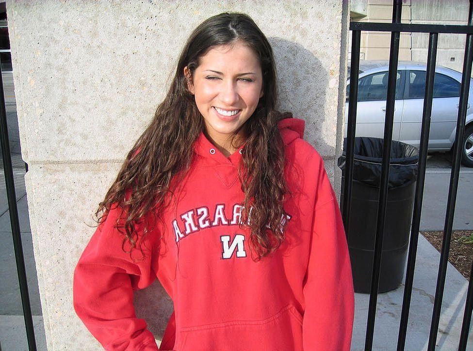 15P Pictures of teen Pretty Marie flashing at a football stadium