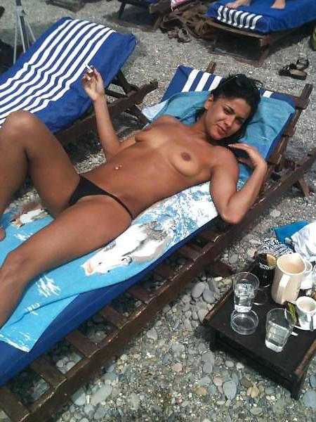 25P Beach amteur girls