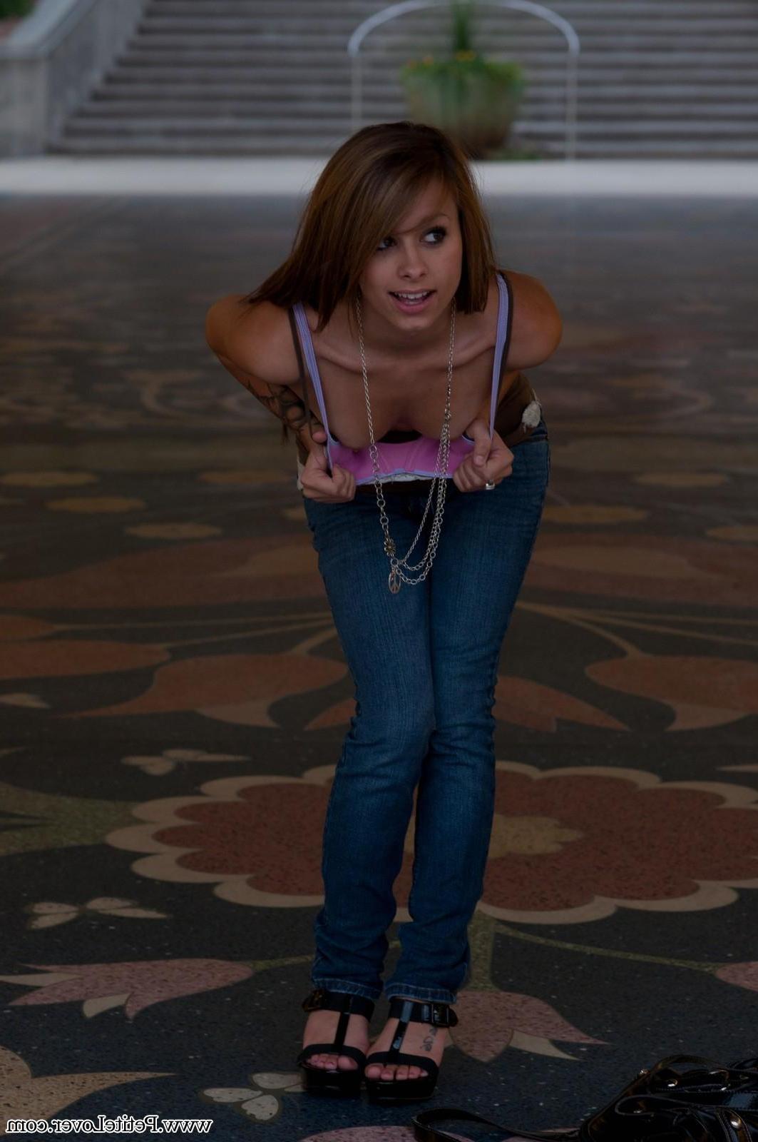 16P Hot teen Riley Anne flashes her perky tits in public