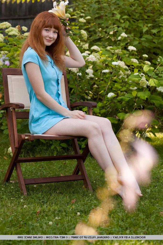 18P Pictures of ginger teen Rochelle A spreading those legs of hers outside