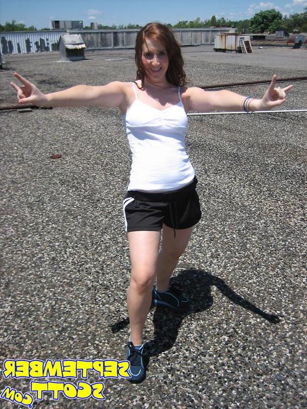 20P Pictures of September Scott flashing outside