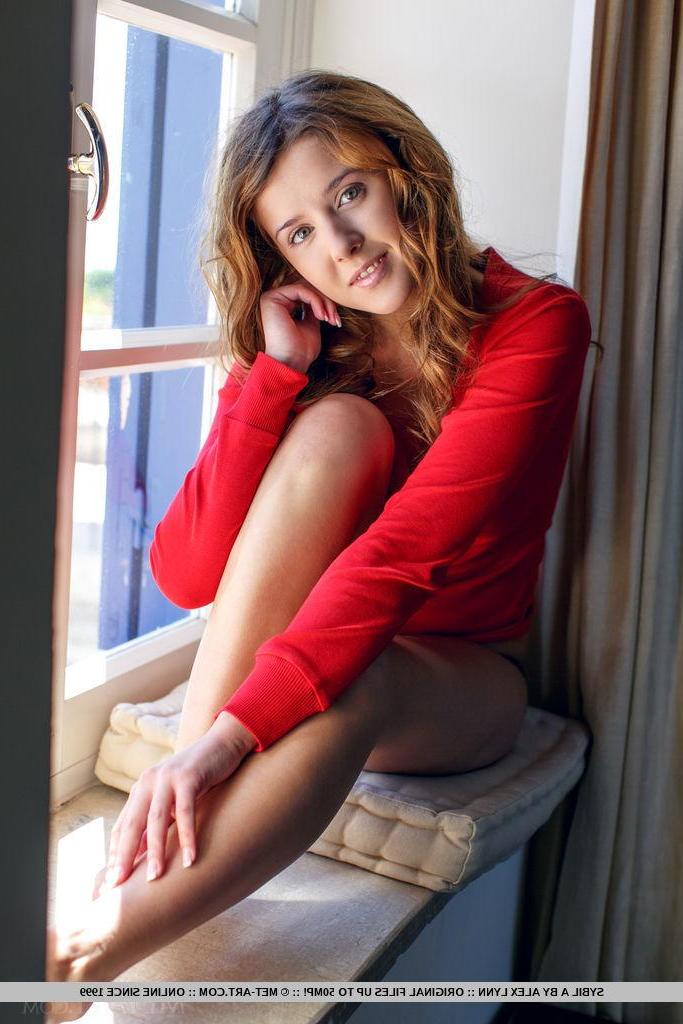 18P Beautiful girl Sybil A gets naked by the window light in "Akrina"