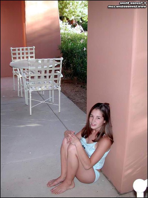 20P Pics of Tawnee Stone flashing outside