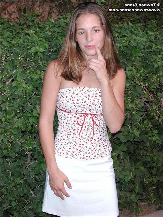 20P Pics of Tawnee Stone flashing her tits outside